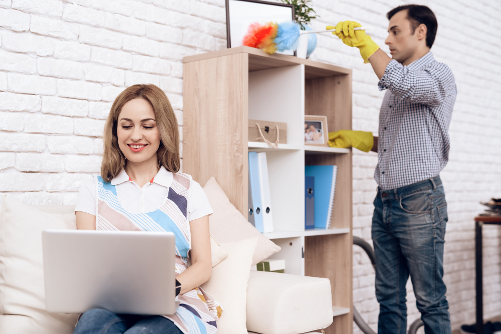 Benefits of Hiring Professional Movers